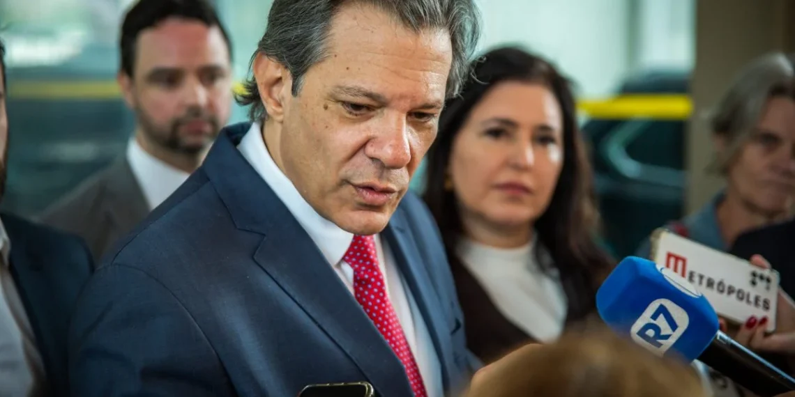 Febraban afirma que Haddad tem “apoio institucional” dos bancos