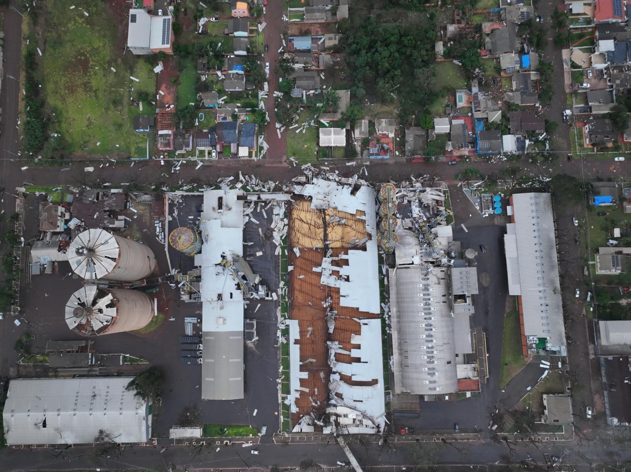 Cidade do RS é atingida por explosão que afeta 15.000 pessoas