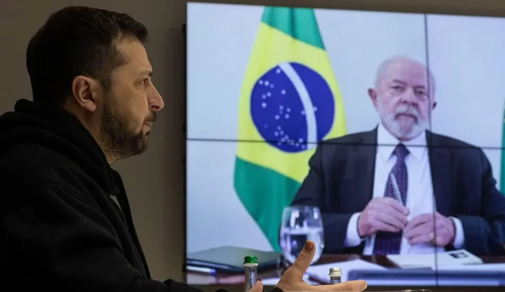 Zelensky diz que ouvirá Brasil quando país adotar princípios de "nações civilizadas"