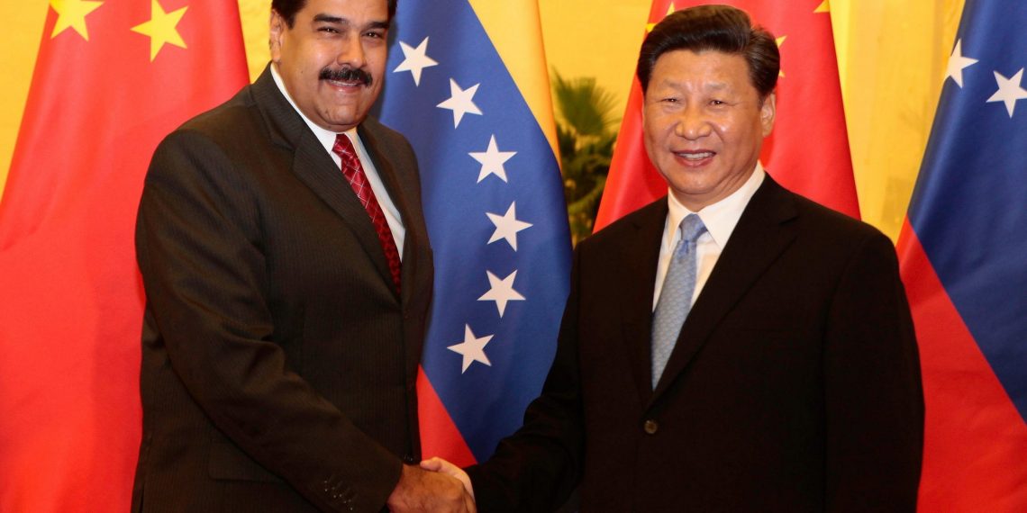 Xi Jinping, ditador da China, manifesta apoio à reeleição controversa de Maduro