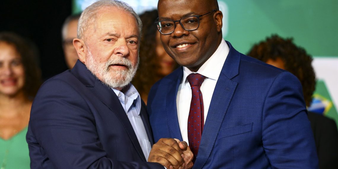 Lula e Silvio Almeida