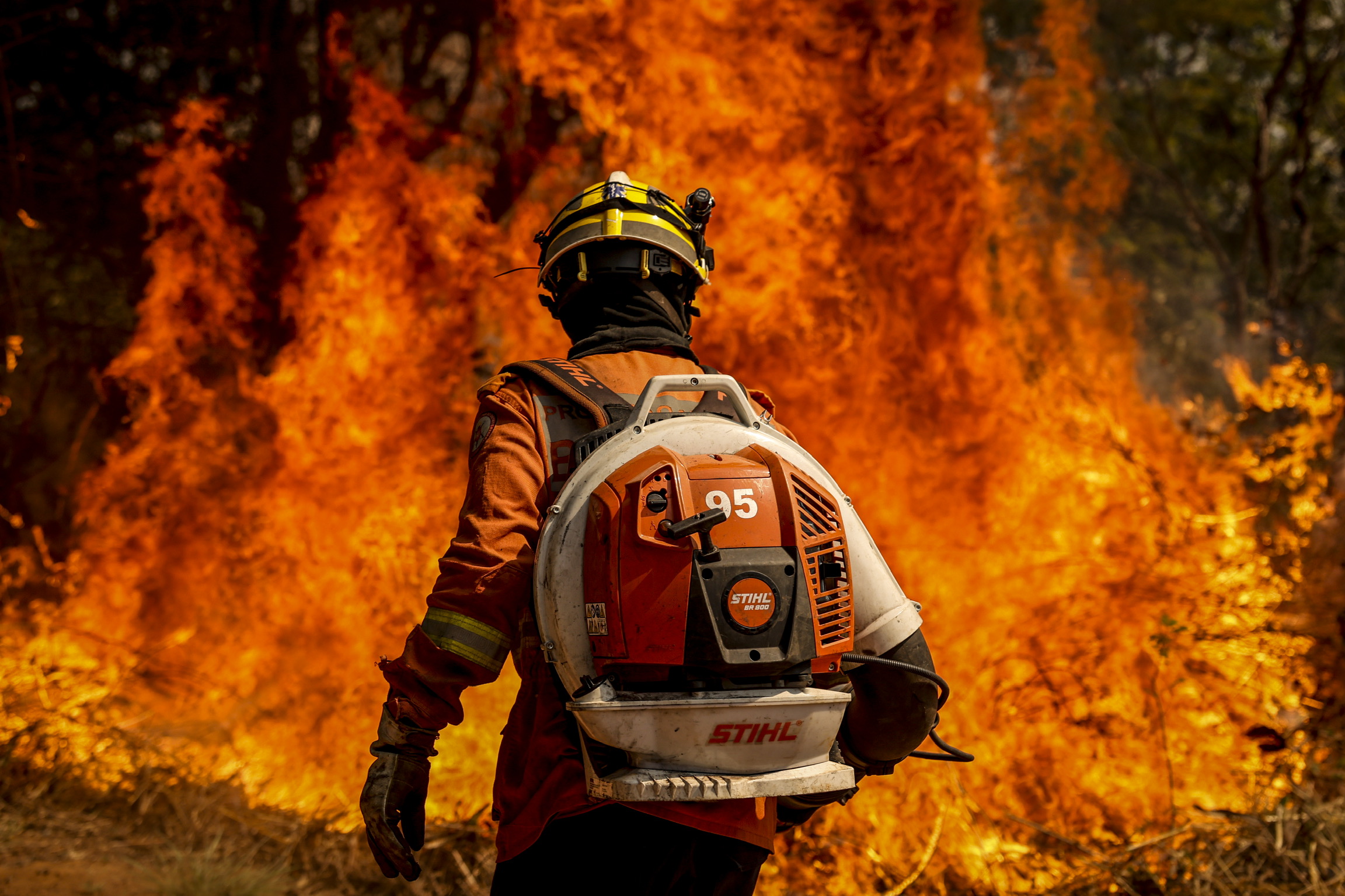 Governo Lula envia bombeiros para combater incêndios na Bolívia 1