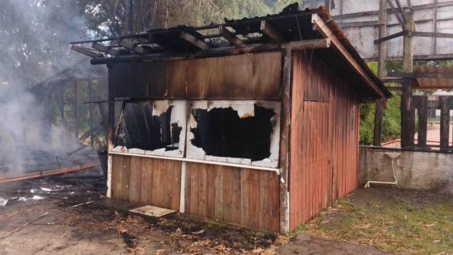 Casa de autor de explosões no DF é incendiada e ex-mulher fica gravemente ferida 1