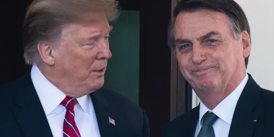 Posse de Trump: com Bolsonaro ainda impedido de sair do país, apoiadores fazem memes e sugerem disfarce para ida aos EUA