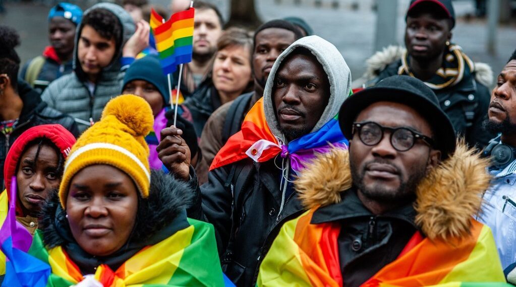 Migração de gays e outras minorias para a direita nas eleições da Alemanha gera crise na esquerda 1